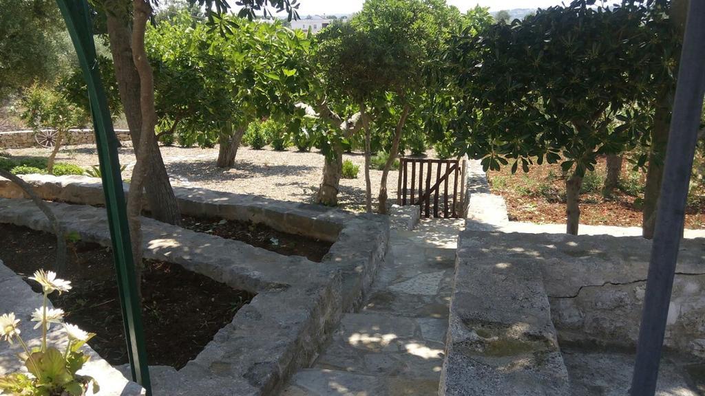 Trullo Sereno Angelo 洛科罗通多 外观 照片