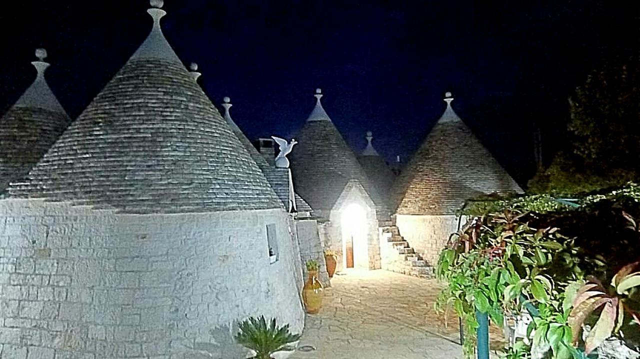 Trullo Sereno Angelo 洛科罗通多 外观 照片
